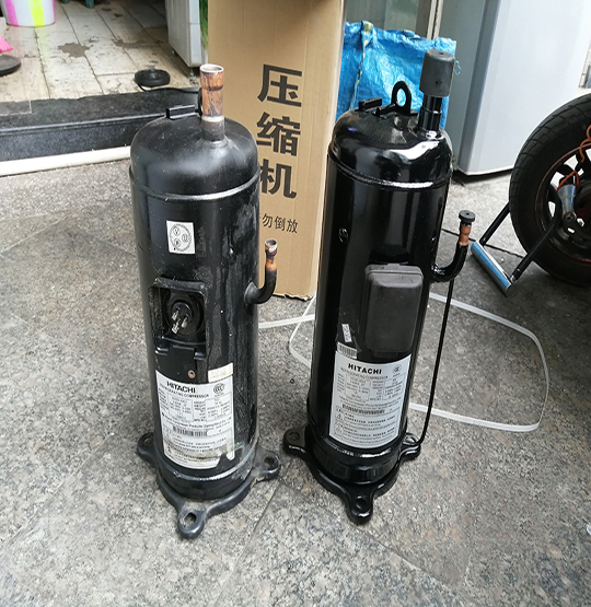 富锦中央空调压缩机的更换维修